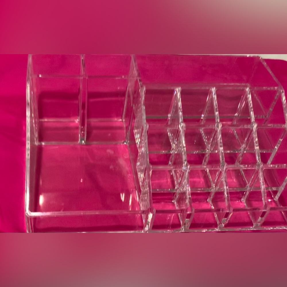 CLEAR Acrylic makeup organizer